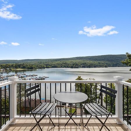 Lakeview House - Hot Tub - Firepit - Stunning Views - Spacious Deck - Cozy Living Room - Bar Greenwood Lake Buitenkant foto