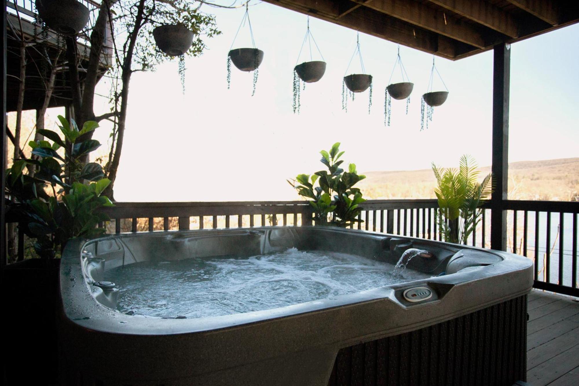 Lakeview House - Hot Tub - Firepit - Stunning Views - Spacious Deck - Cozy Living Room - Bar Greenwood Lake Buitenkant foto