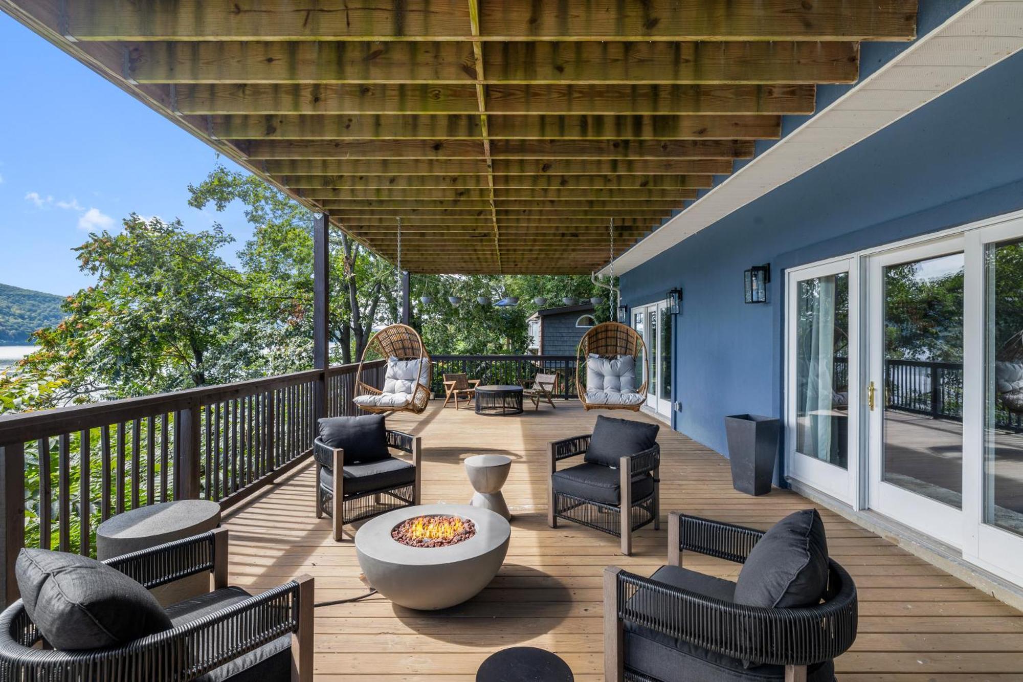 Lakeview House - Hot Tub - Firepit - Stunning Views - Spacious Deck - Cozy Living Room - Bar Greenwood Lake Buitenkant foto